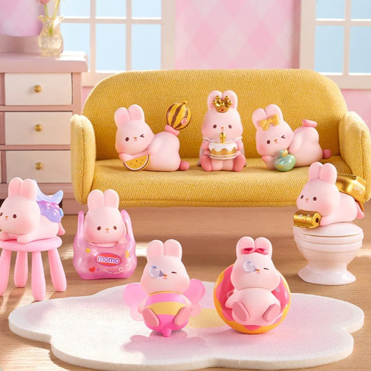 MOMO BUNNY Enjoy Life Mini Beans Series Figures - Series comparison with complete central bunny mini figures and outer edge cropped; pictured design not guaranteed