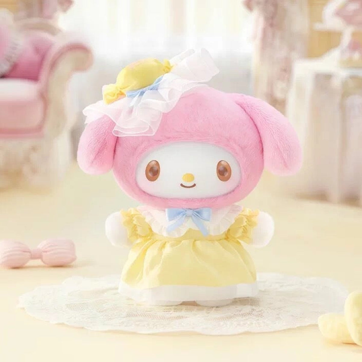 My Melody Sweet Dreams Boudoin Series Plush Pendant Blind Box - Complete yellow-dressed plush pendant example; display props not included; random design not guaranteed
