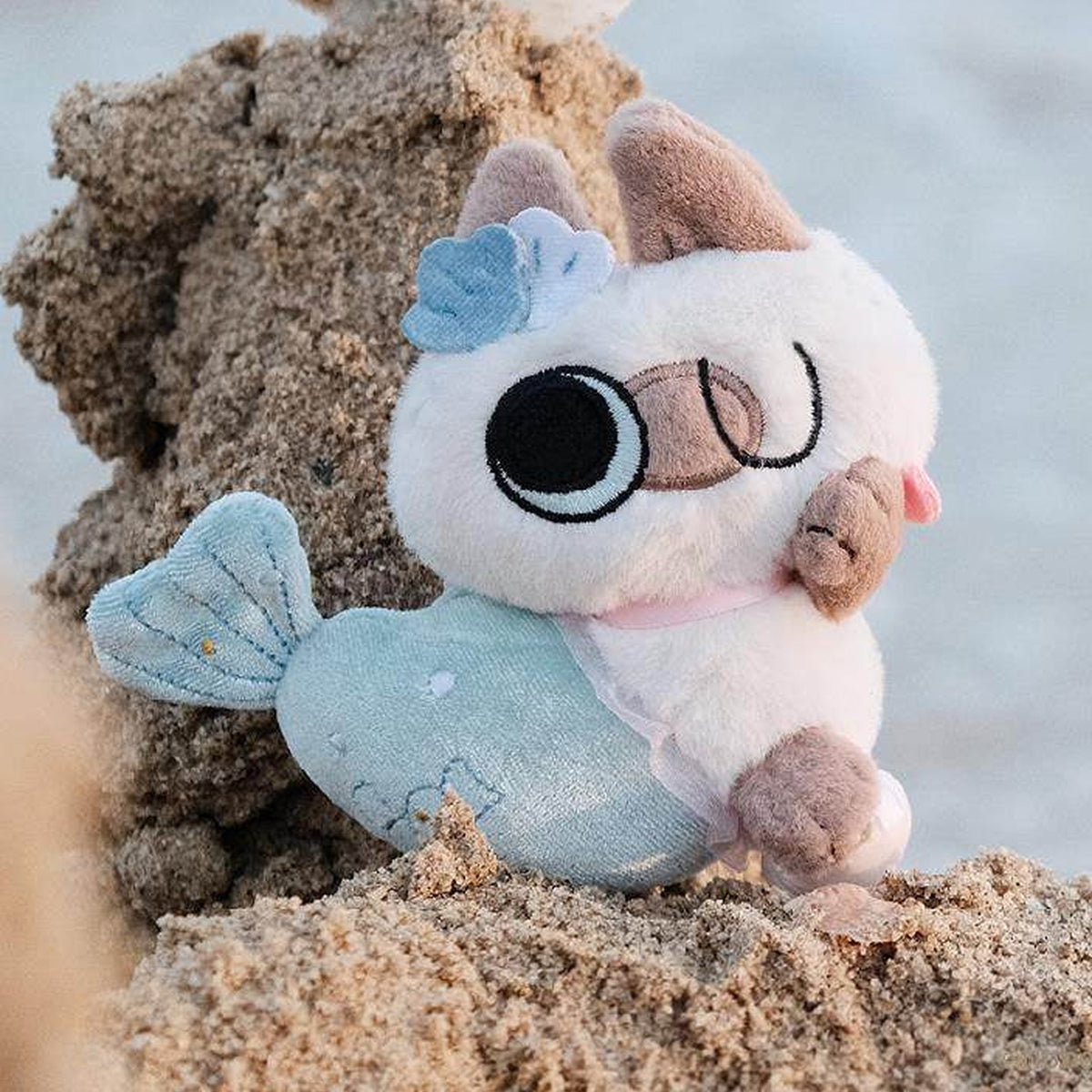 Nobeko Azukisan Oceanic Series Plush Pendant Blind Box - Complete mermaid cat plush pendant example including tail; display props not included; random design not guaranteed