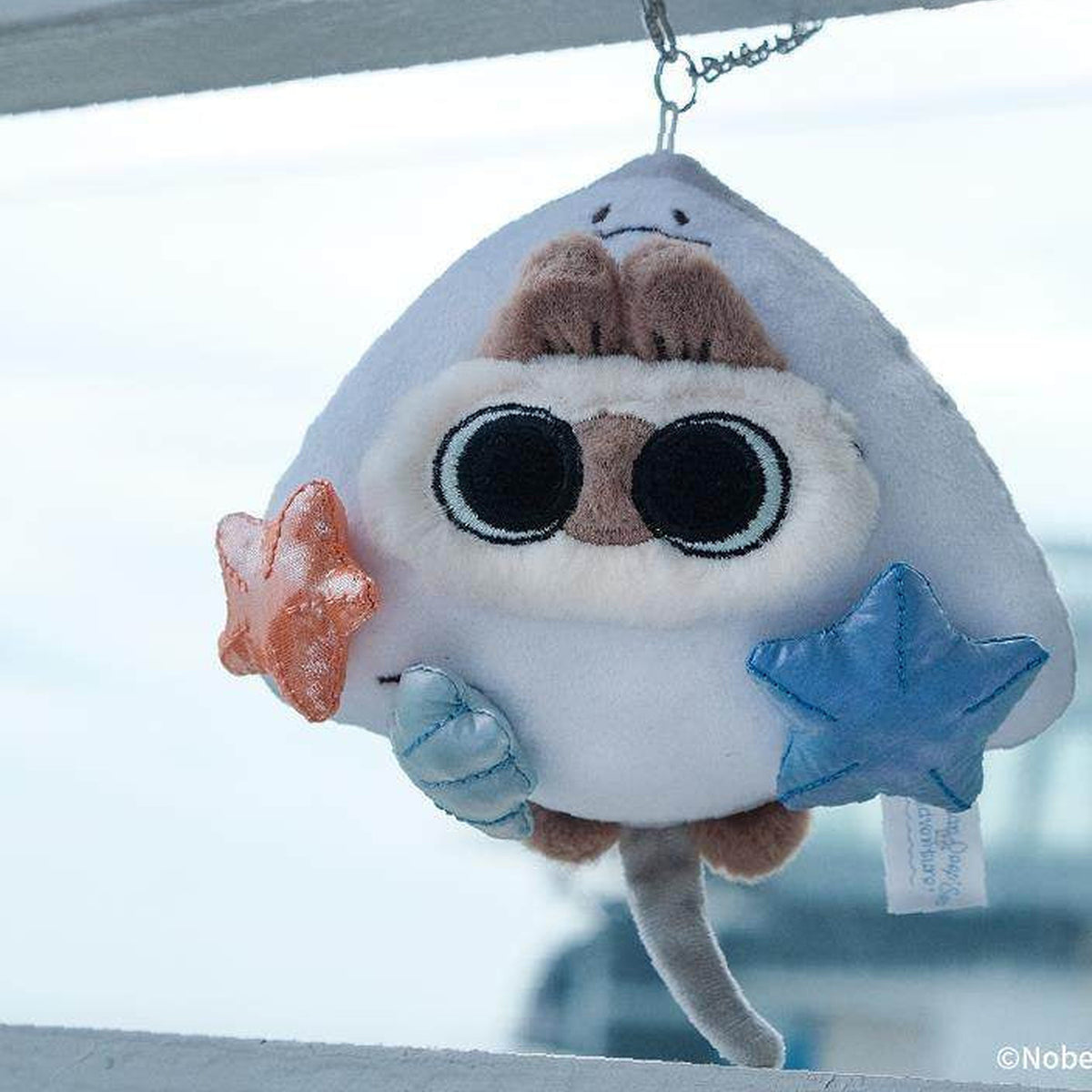 Nobeko Azukisan Oceanic Series Plush Pendant Blind Box - Complete grey shark-costume cat plush pendant body including tail; upper chain cropped; random design not guaranteed
