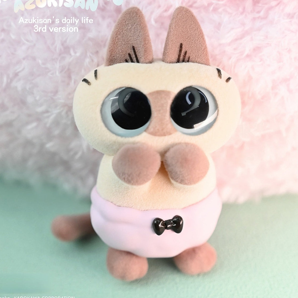 Nobeko Azukisan's Daily Heartwarming  Life V3 Figure Blind Box - Bow tie complete design example; random design not guaranteed