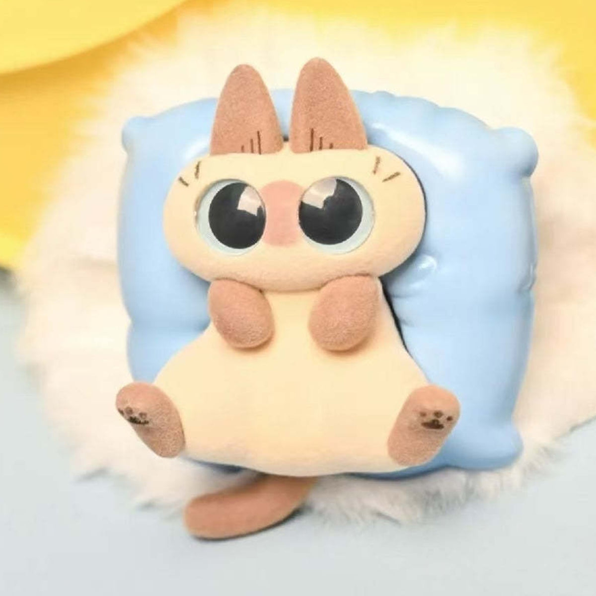 Nobeko Azukisan's Daily Life Series 2 Blind Box - Blue pillow cat complete design example; random design not guaranteed