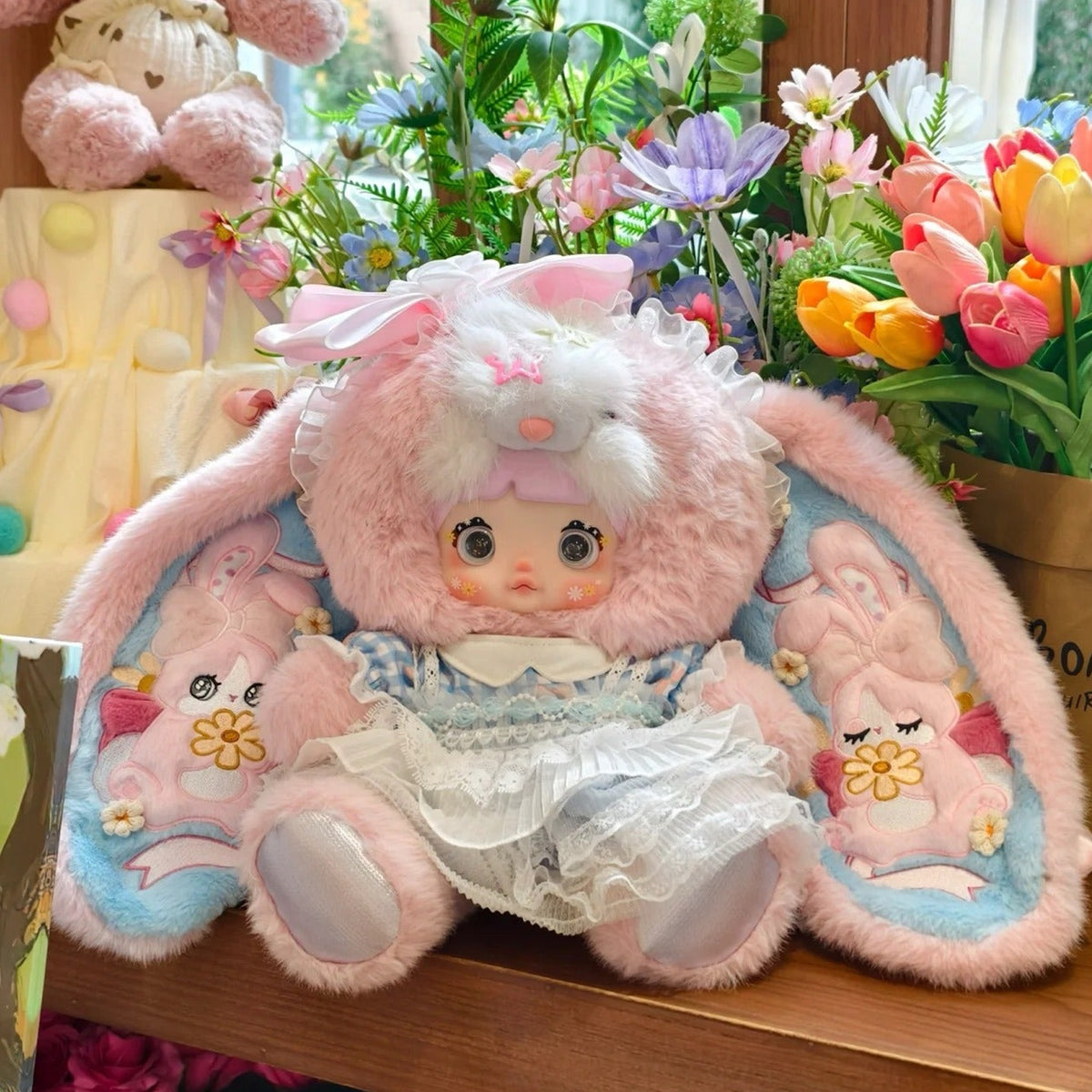 Nommi Little Daisy 400% Series Limited Plush Doll - Complete Little Daisy plush doll seated front view; single doll; props not included