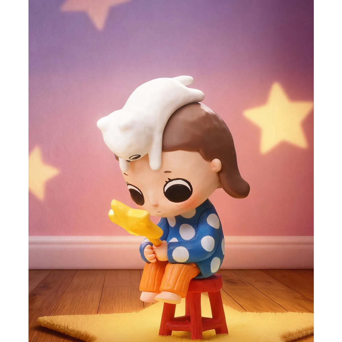 Nyota We Are All Stars blind box series - Mirrorlight Star design example seated on a stool holding a star-shaped mirror