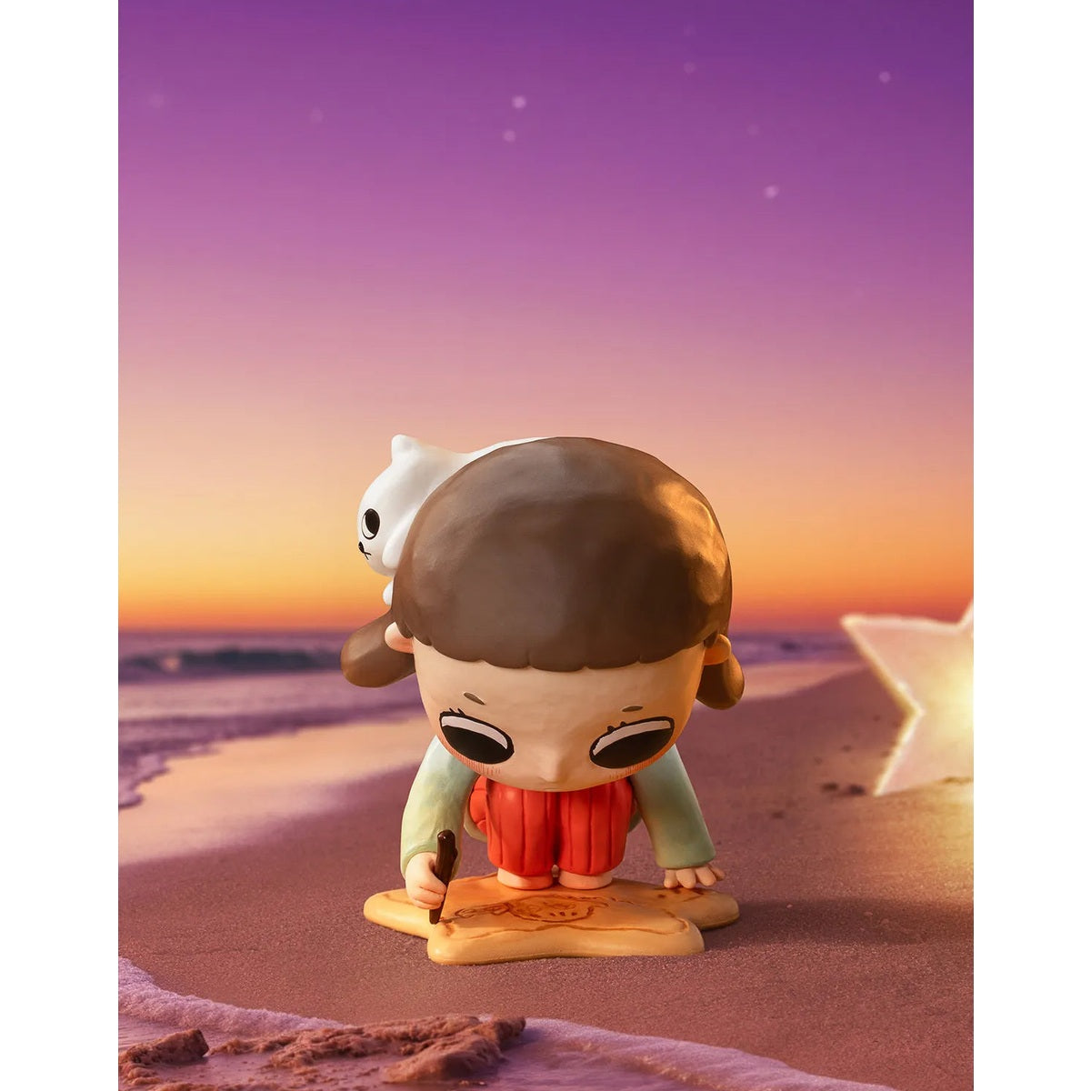 Nyota We Are All Stars blind box series - Reminiscence Star design example looking down at a scroll