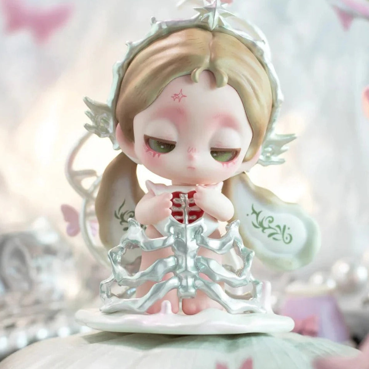 Ossia Feel The World Series Figures, Blind Box - Figure detail with silver dress and upper head decoration cropped; random design not guaranteed