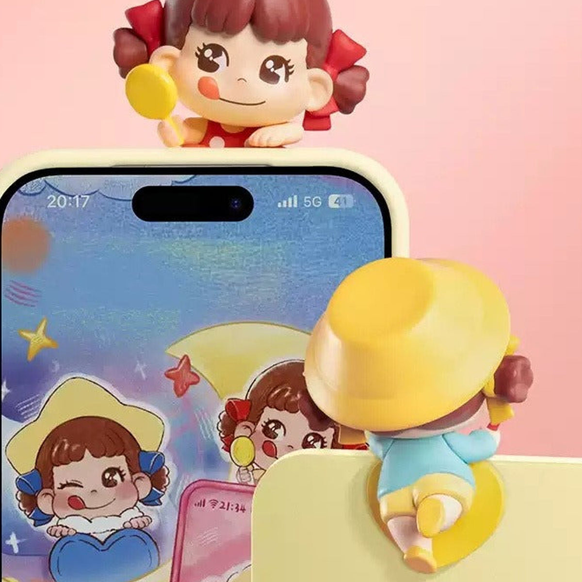 Peko Dream Adventure Series Figure Blind Box - Head-style figure details displayed on a phone; phone not included; random design not guaranteed