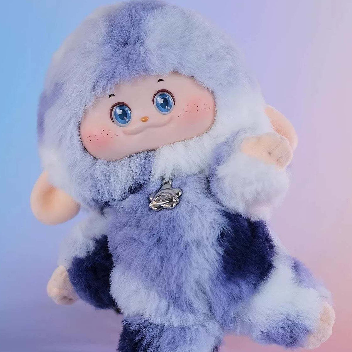 PIMOMO Vinyl Face Series Plush Dolls, Blind Box - Blue-and-white PIMOMO vinyl-face plush detail with raised hand; upper hair and lower foot edge cropped; random design not guaranteed; display props not included