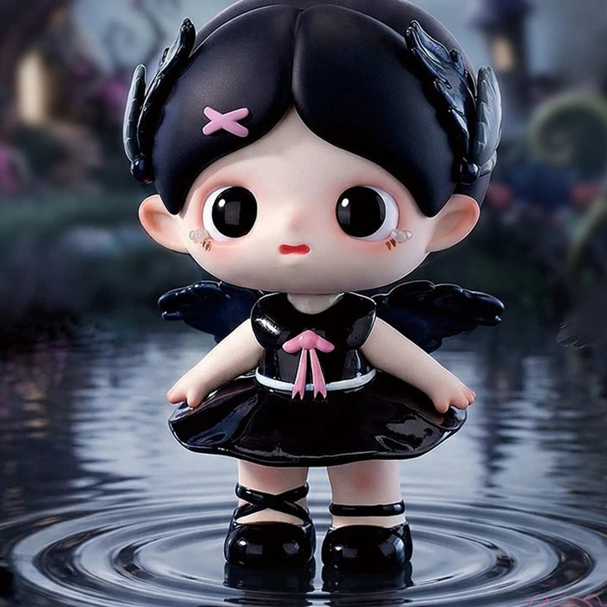 Piupu ID World Series Figure Blind Box - Black winged design example; random design not guaranteed