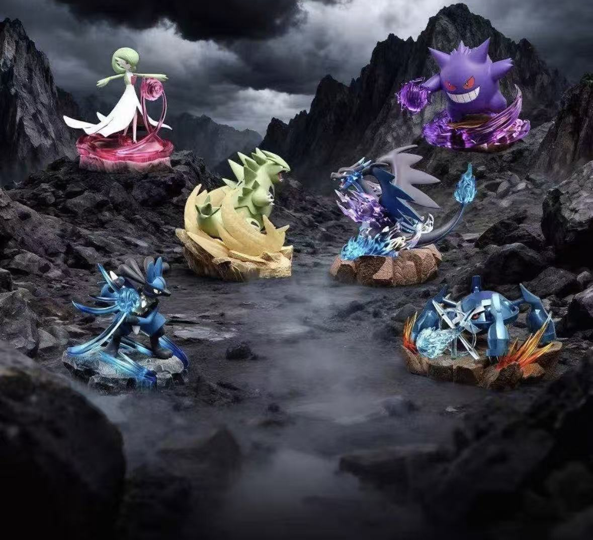 Pokemon Full Power Battle - Six-character battle landscape; individual named selections sold separately