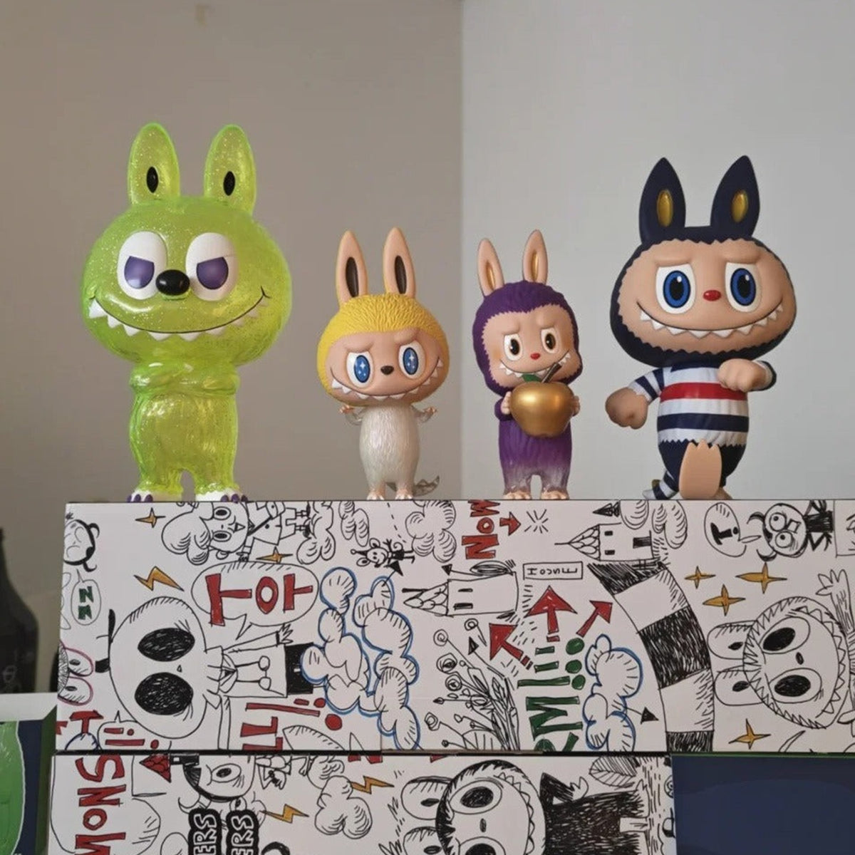 POP MART The Monsters 10th Anniversary Series Figure Collection NYC Exhibition (PRE-ORDER) — G3 | KikiBuddies