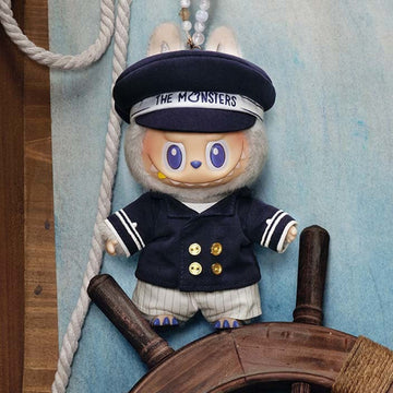 POP MART The Monsters De Vliegende LABUBU Series Captain Vinyl Plush Hanging Card, POP LAND Exclusive — G1 | KikiBuddies