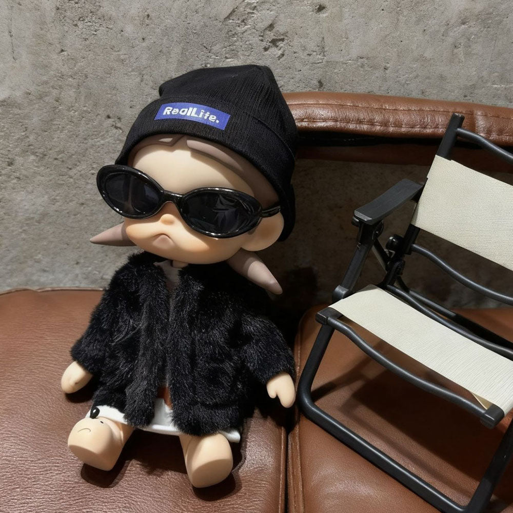 Premium Plush Faux Fur Statement Coat For Zsiga — 20cm - Black doll outfit detail view | KikiBuddies
