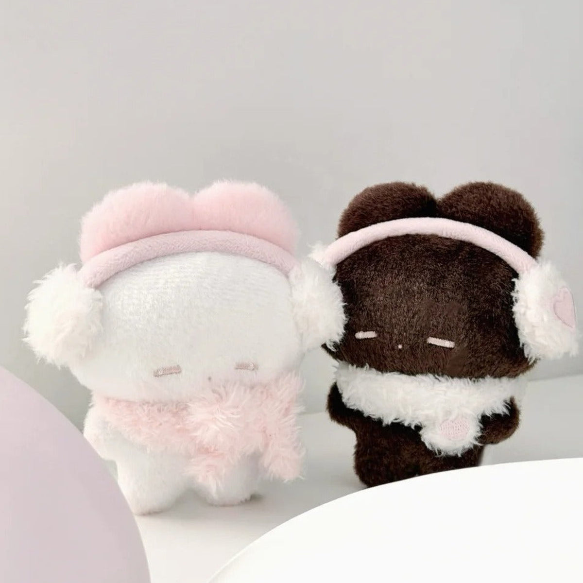 REMME Sweet Dream Series Plush Blind Box - Two sleep-themed plush doll examples with foreground covering lower right body; random design not guaranteed
