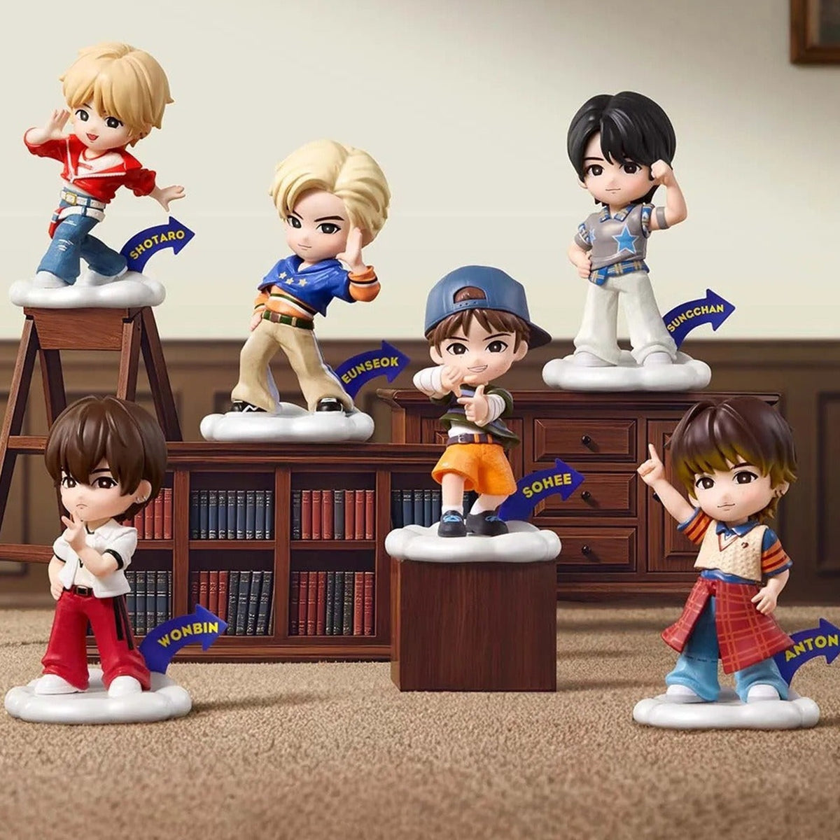 RIIZE Memorable Picks figure blind-box series: six-member figure display scene; not the contents of one random box