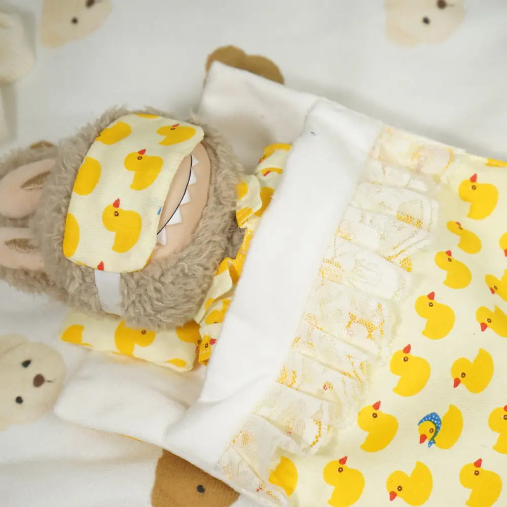 Rubber Duckling Pajama Set for Labubu 17cm — 3-Piece Sleepwear with Eye Mask - detail view | KikiBuddies