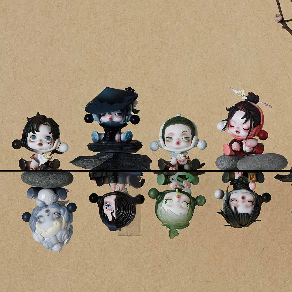 The Ink Plum Blossom series figures in an ink-inspired reflective scene; group display is not the quantity in one box