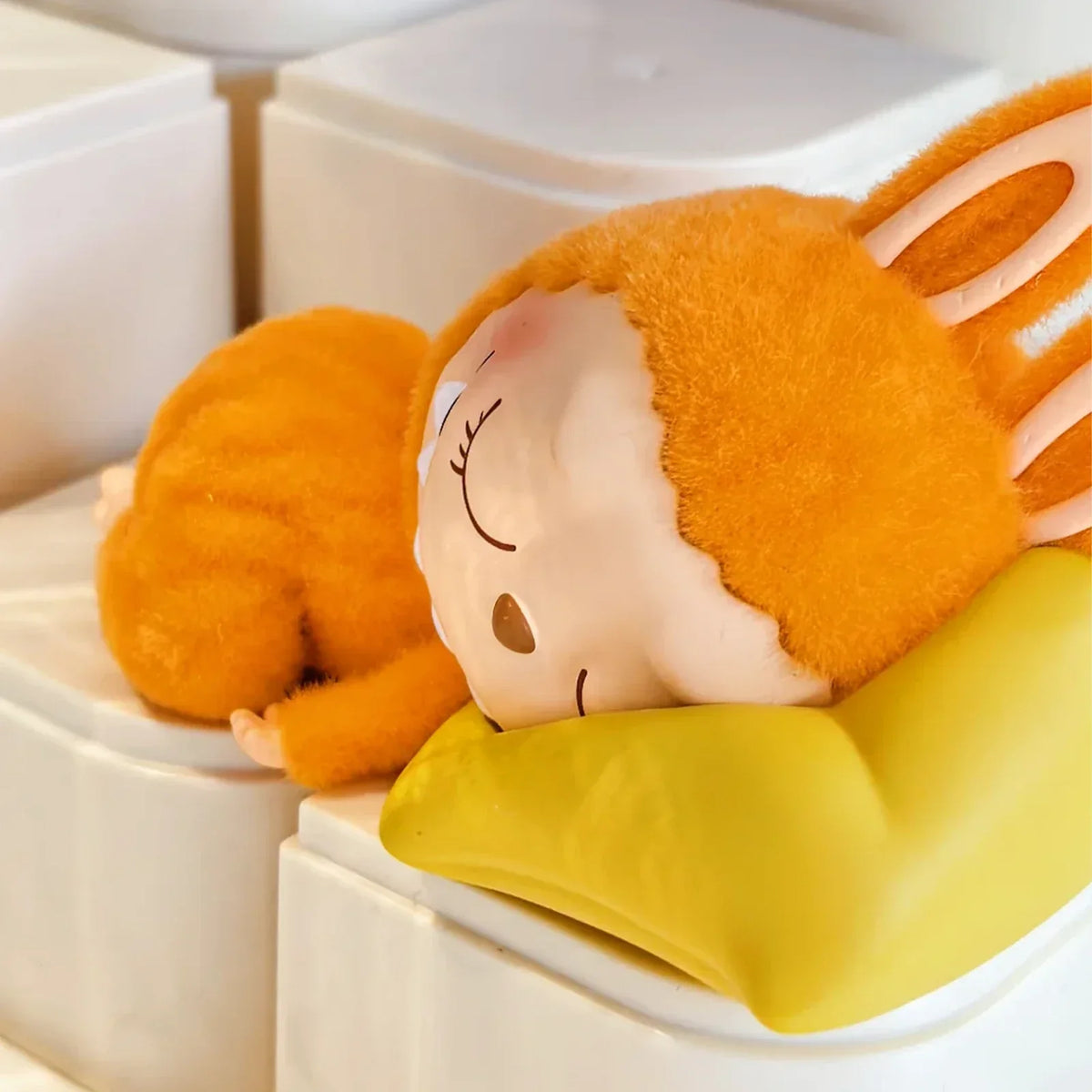 THE MONSTERS Labubu 1:00 A.M. Series — 5.4–10.6cm - additional product view 11 | KikiBuddies