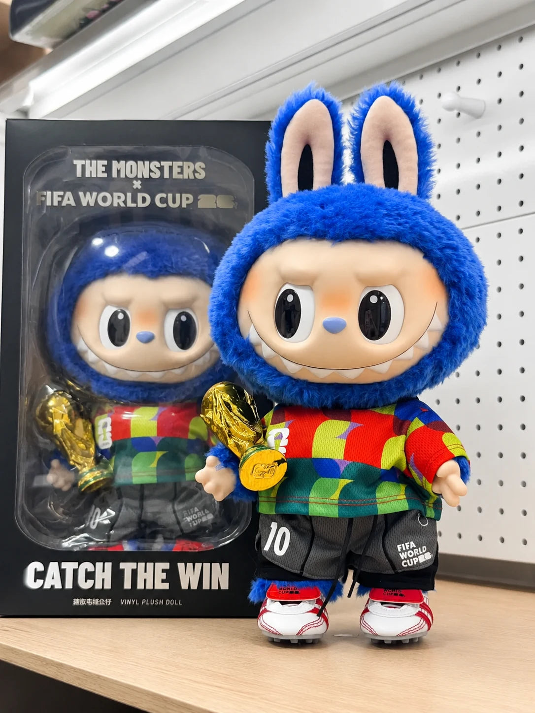 THE MONSTERS × FIFA SERIES-Catch the Win Vinyl Plush Doll 38cm - main product card | KikiBuddies