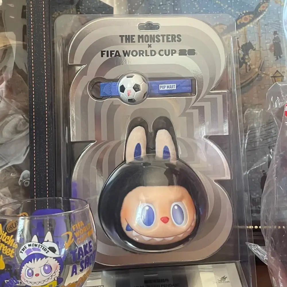 THE MONSTERS × FIFA SERIES-Vinyl Plush Pendant 17cm - detail view | KikiBuddies