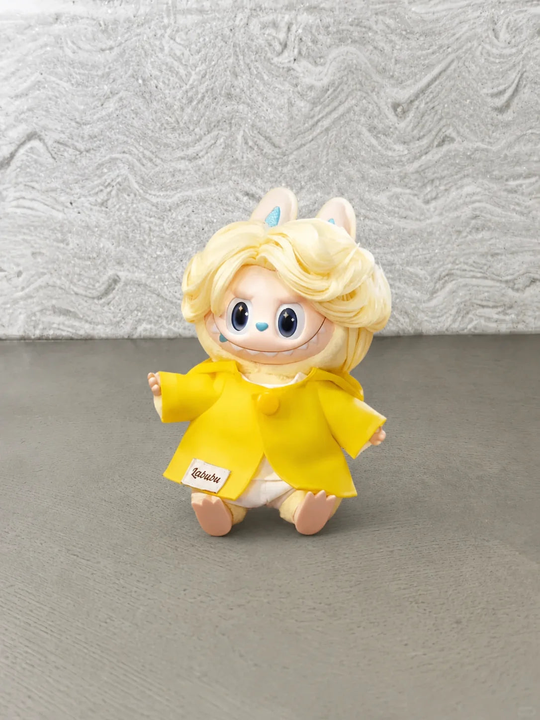 The Monsters Labubu Hair Salon Series Vinyl Plush Pendant Confirmed Box - material detail | KikiBuddies