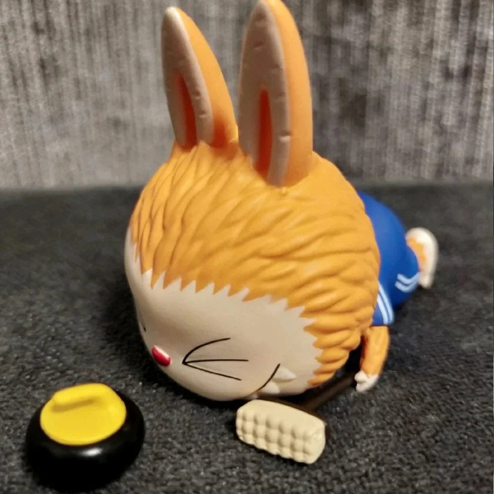 THE MONSTERS Labubu Sports Series - 6–9cm - Figure - material detail | KikiBuddies