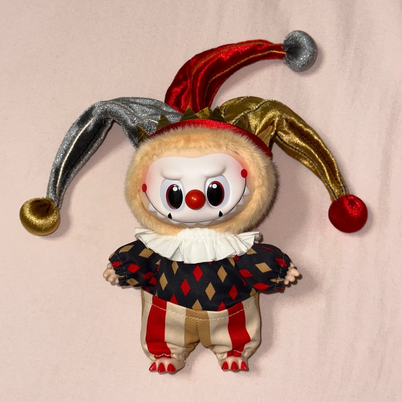 THE MONSTERS Why So Serious Series — 17cm - detail view | KikiBuddies
