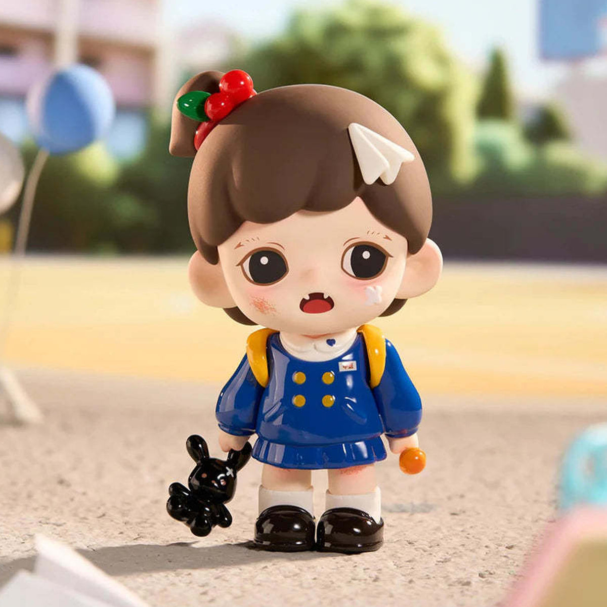 Zoraa I'm the Boss Figure design example in a blue outfit; random design is not selectable
